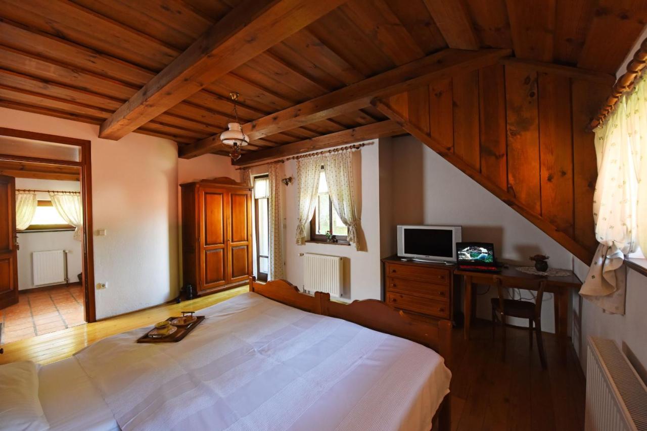 Domacija Seruga Countryside Hotel Novo Mesto Exterior foto